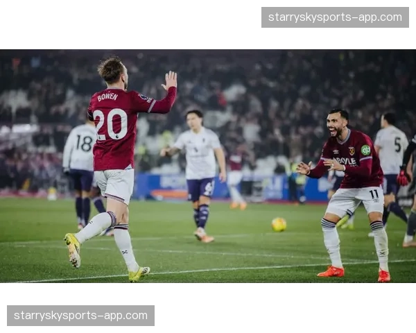 西汉姆鲍文62脚射门39次成功过人，个人能力突出但体系支持不足